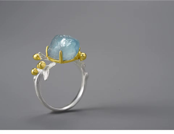 18 Karat Gold natürlicher Aquamarin-Blumenring