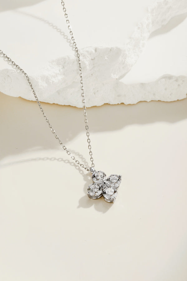 The Luxea Love Necklace