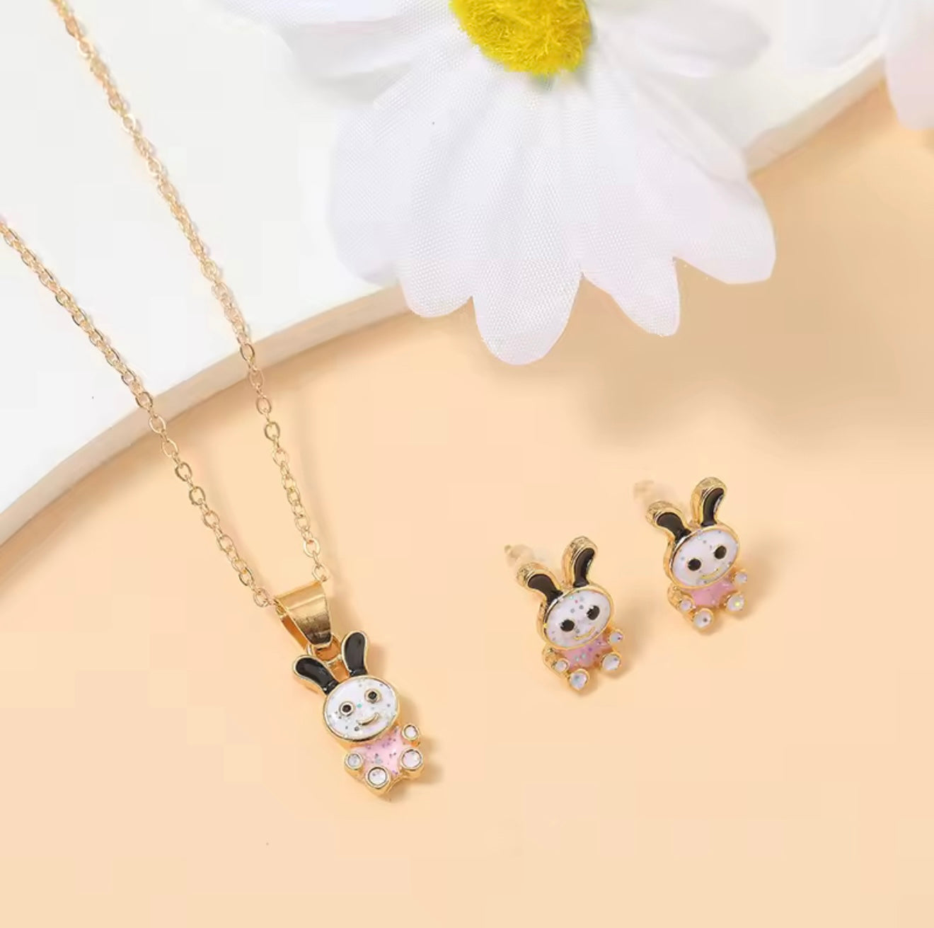 Sweet Bunny Necklace & Earrings Set
